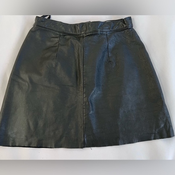 CEDARS LEATHER BLACK MINI SKIRT SIZE 10‎ Women’s - Picture 1 of 8